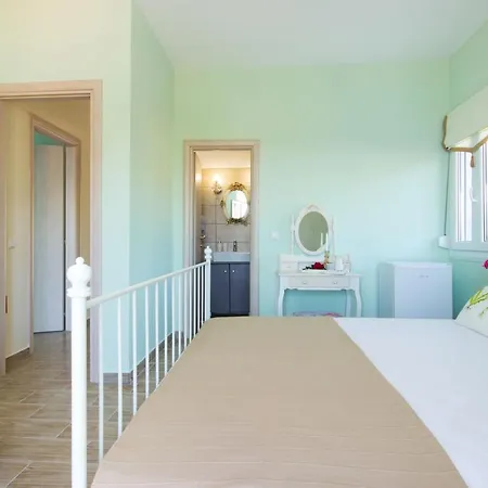 Vintage Place Apartment *
