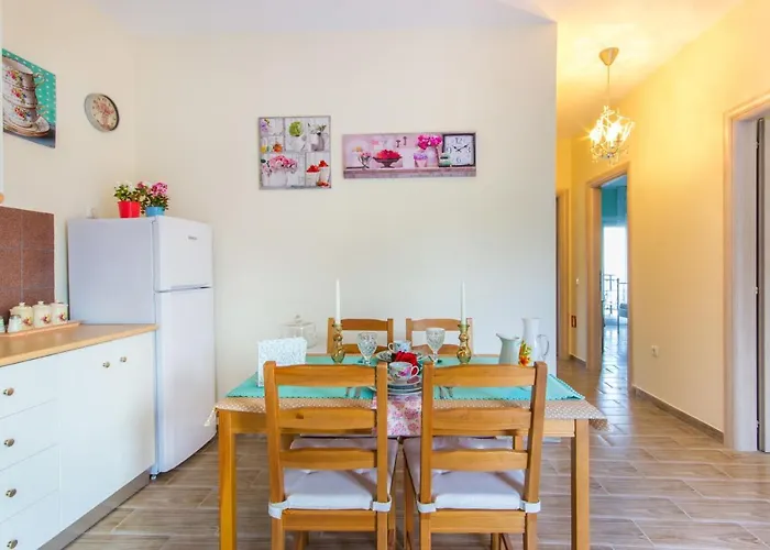 Vintage Place アパート リメナリア